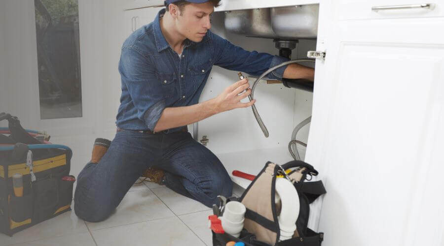 Professional Tankless Water Heater Installation in Ben Wheeler, TX